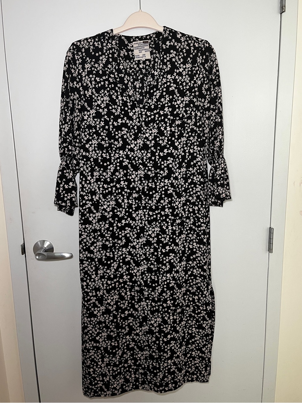 Baum und Pferdgarten Jassin 4146 Black Floral Midi Dress Size 36 US 4